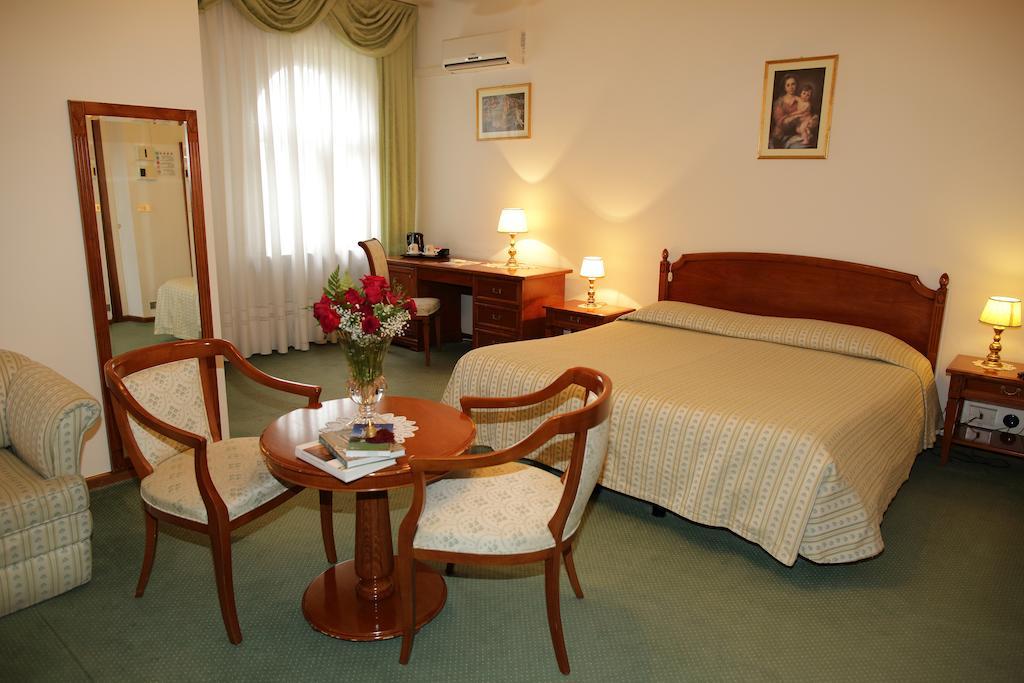 Locanda Al Castello Wellness Resort Чивідале-дель-Фріулі Номер фото